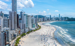 Imobiliária Balneário Camboriú: Por que contar com especialistas faz toda a diferença no mercado mais promissor de SC
